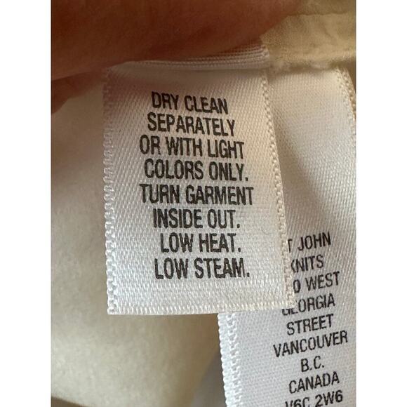 St. John Ivory Black Trim Swiss Dot 100% Silk Sleeveless Blouse Top Women's Sz L - Picture 6 of 6